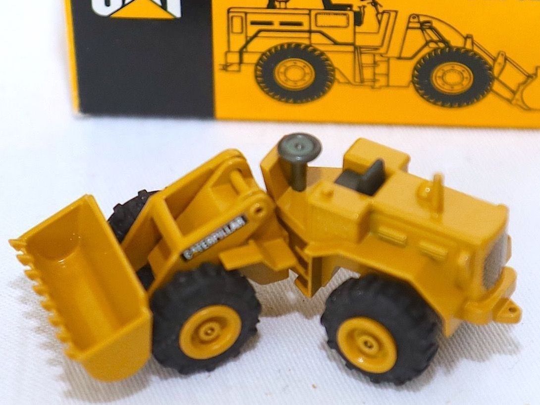 Caterpillar Modellbausätze & Standmodelle: SCHAUFEL Bagger CAT 920  NON CATERPILLAR 1:87 OVP – Neu und originalverpackt aus Ipsach von Merlux