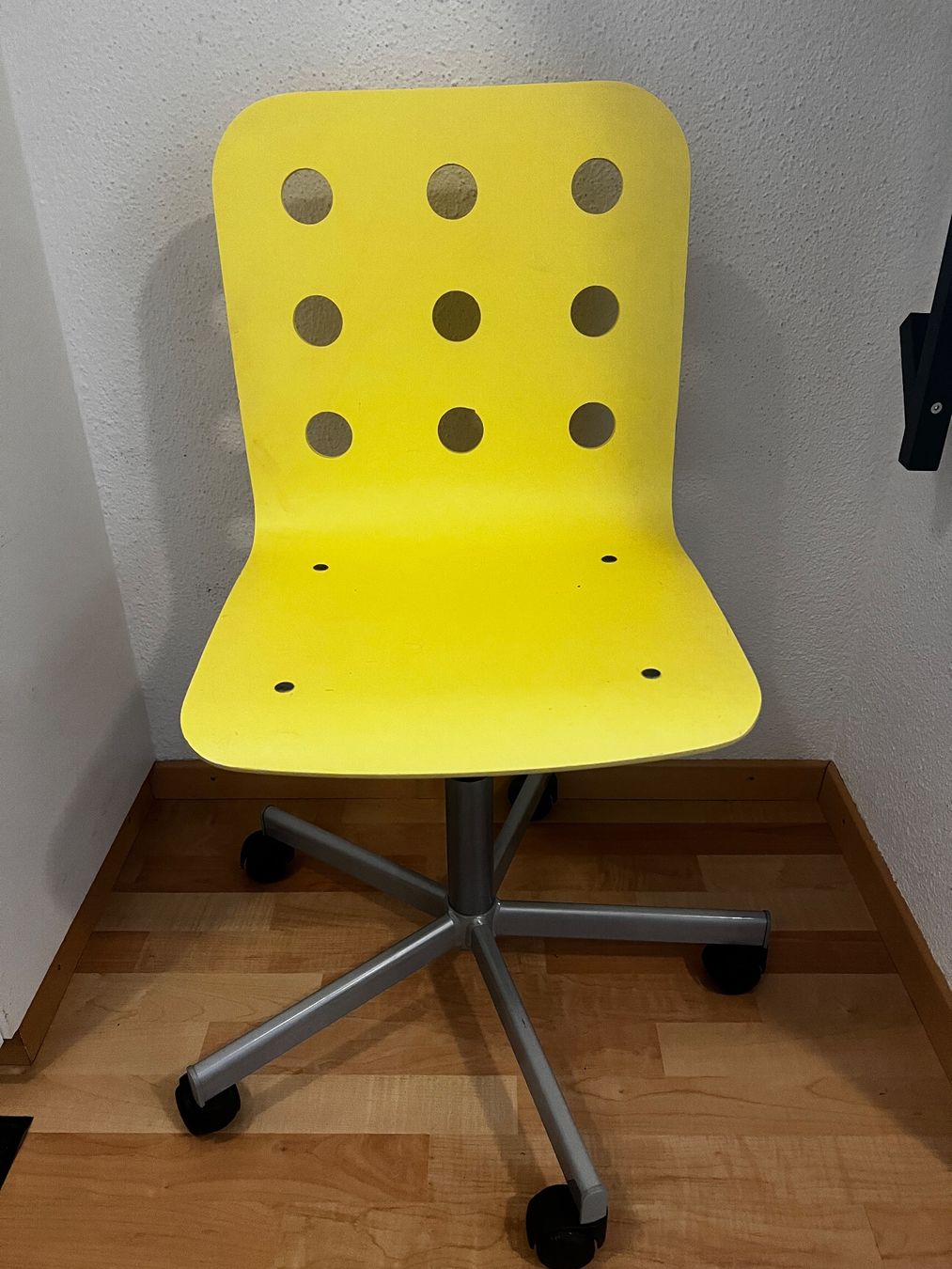 Ikea Chaises: Ikea Kinderstuhl – D'occasion à Goldach par aylight