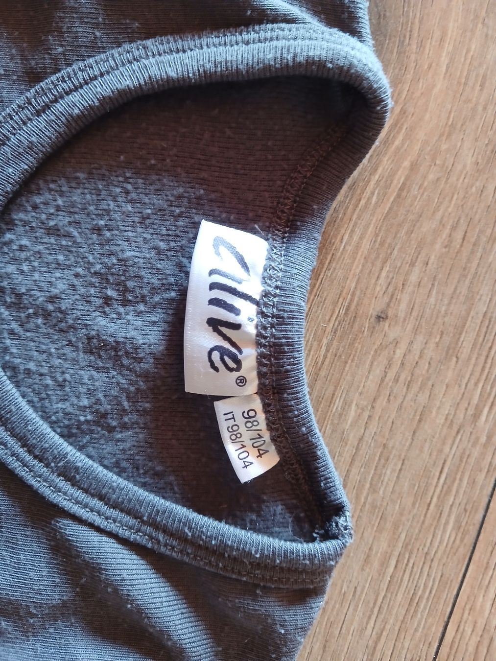 Sous-vêtements: Thermounterwäsche Gr. 98/104 – D'occasion à Rüedisbach par aendu010 1