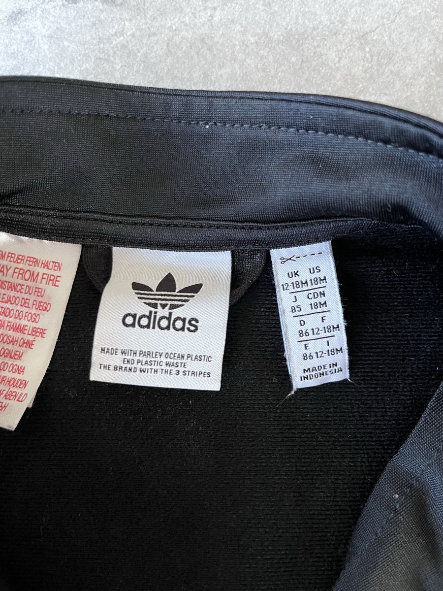 Adidas Kleiderpakete: Trainerset von adidas Grösse 86 – Gebraucht aus Altikon von shiva123shiva 3