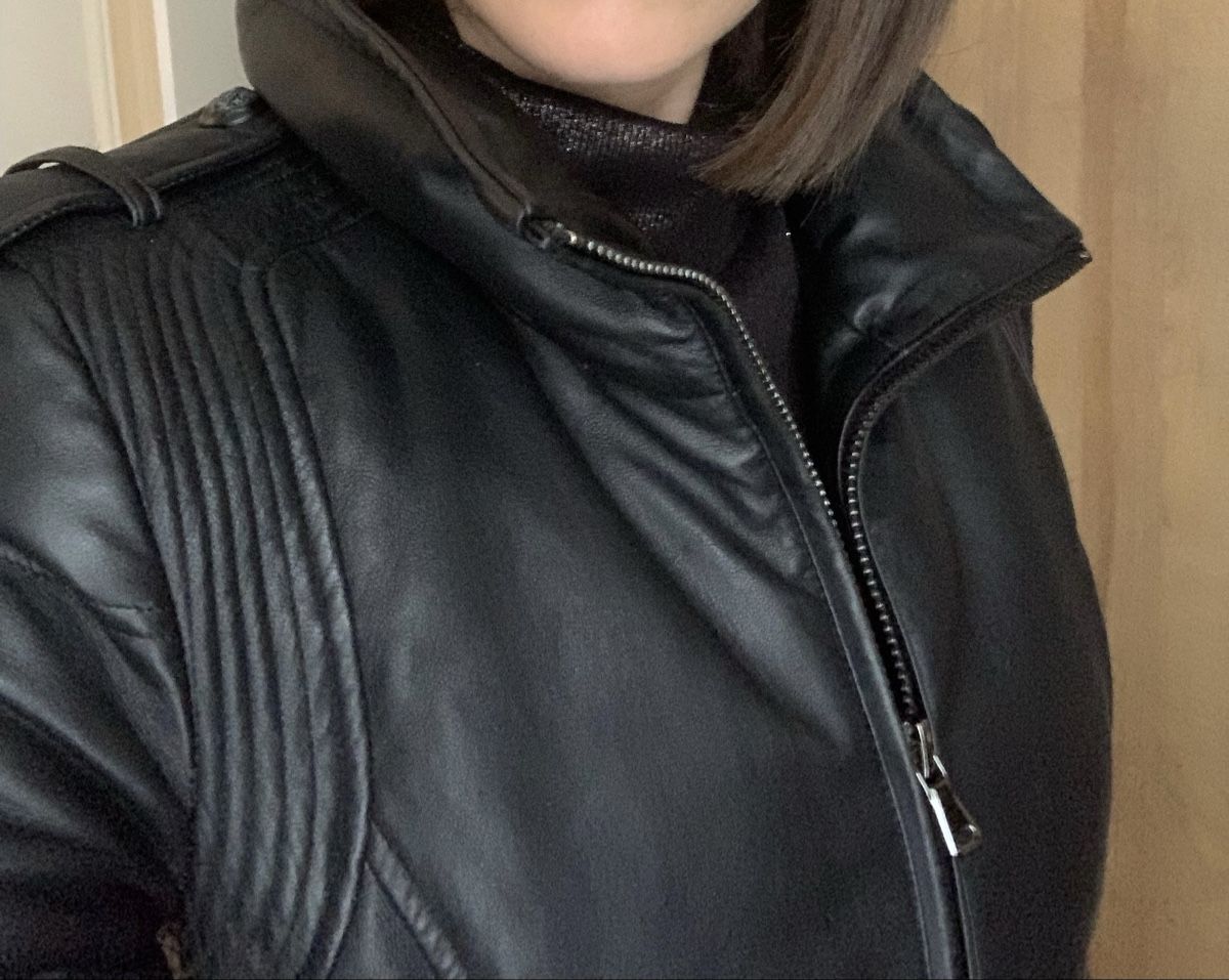 Balmain Cappotti: Manteau en cuir Pierre Balmain – Usato da La Chaux-de-Fonds venduto da pops31 1