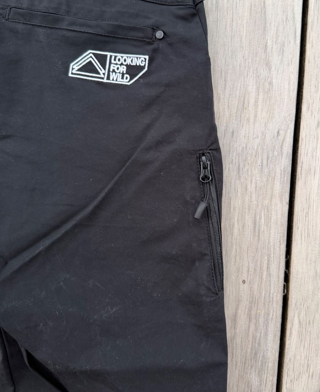 Pantaloni: Hosen LOOKING FOR WILD Schwarz, Grösse S – Usato da Hergiswil NW venduto da Klimsen 2