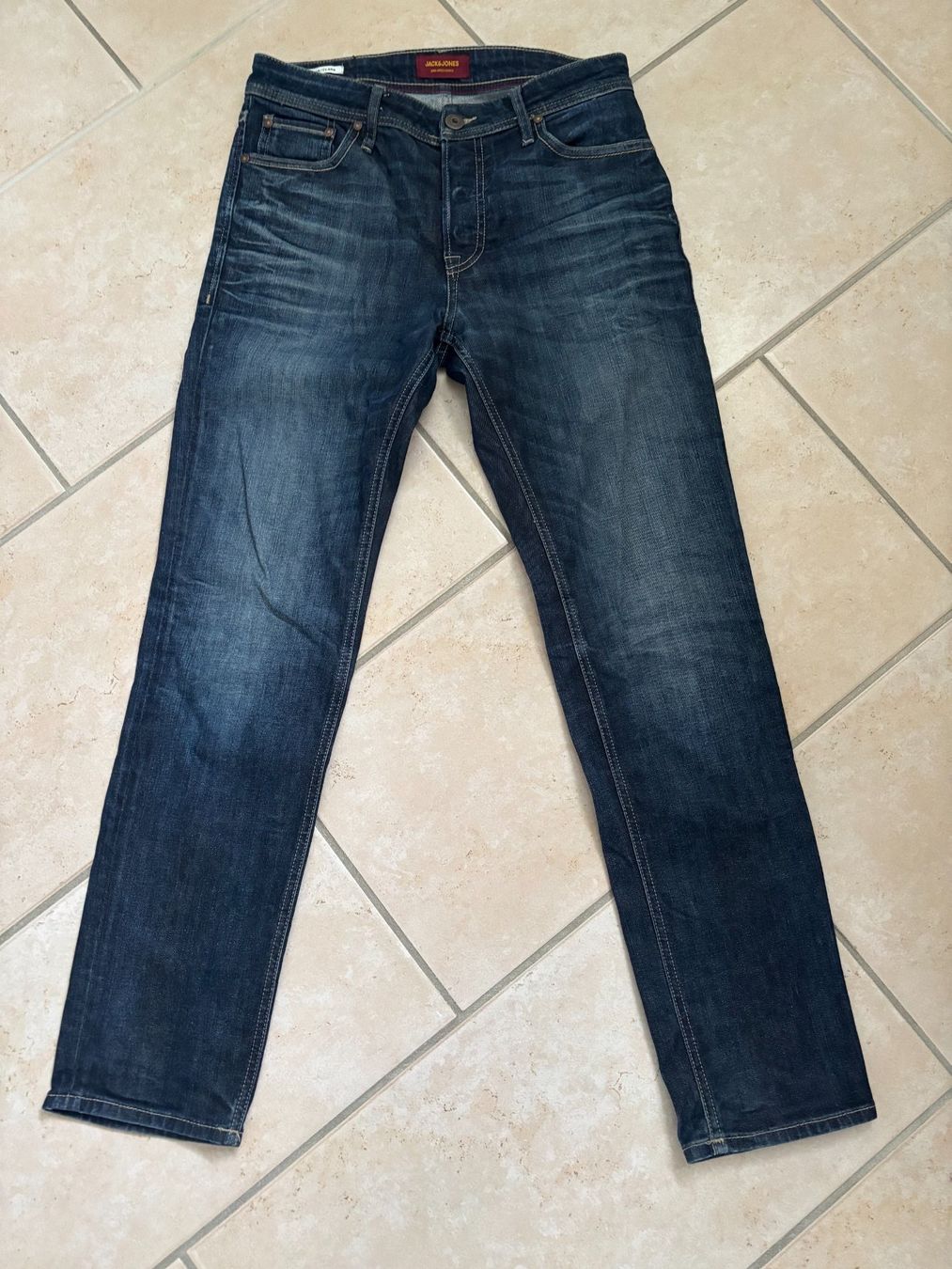 Jeans: 2 Stk. Jeans – Gebraucht aus Biel-Benken BL von Bergerr 5