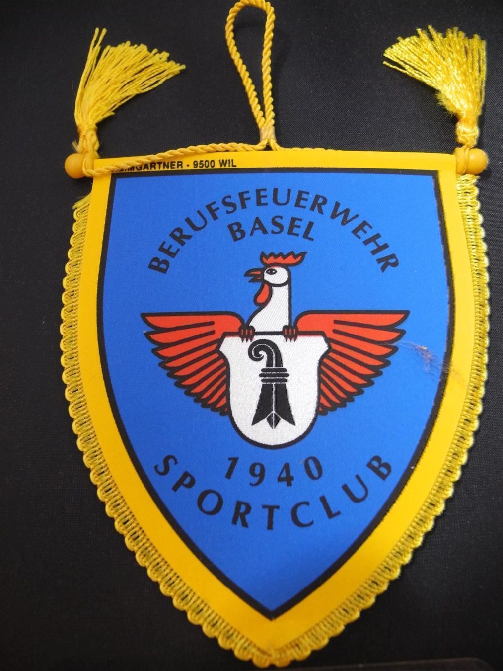 Bandiere: Wimpel, Berufsfeuerwehr Basel, Nr. d79 – Nuovo (secondo la descrizione) da Kottwil venduto da Crazyrolf 1