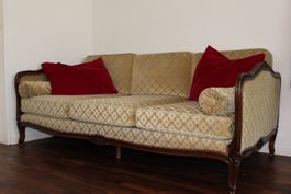 Elegantes Vintage Sofa im französischen Louis XV Stil