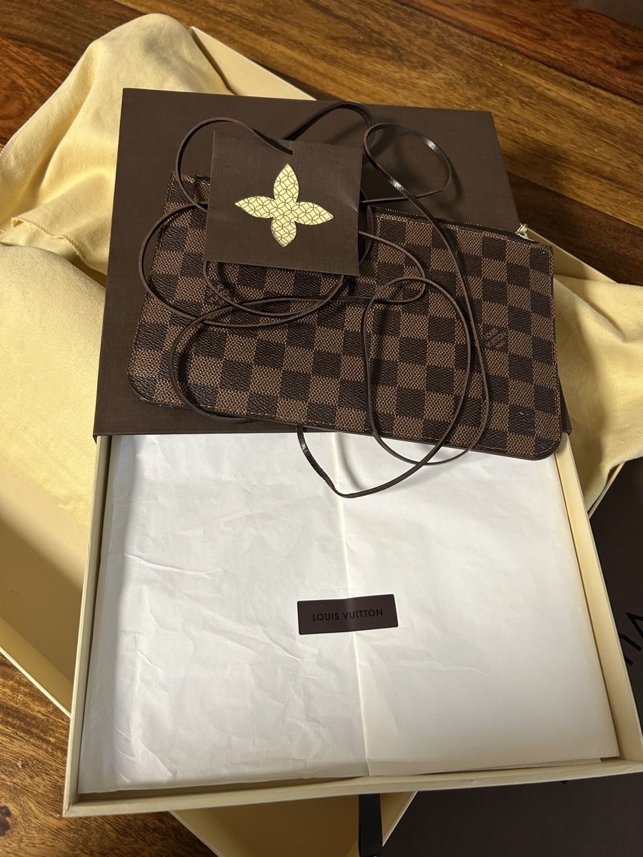 Louis Vuitton Taschen für Damen: Louis Vuitton Damier Ebene Neverfull MM – Gebraucht aus Zürich von Nutla 7