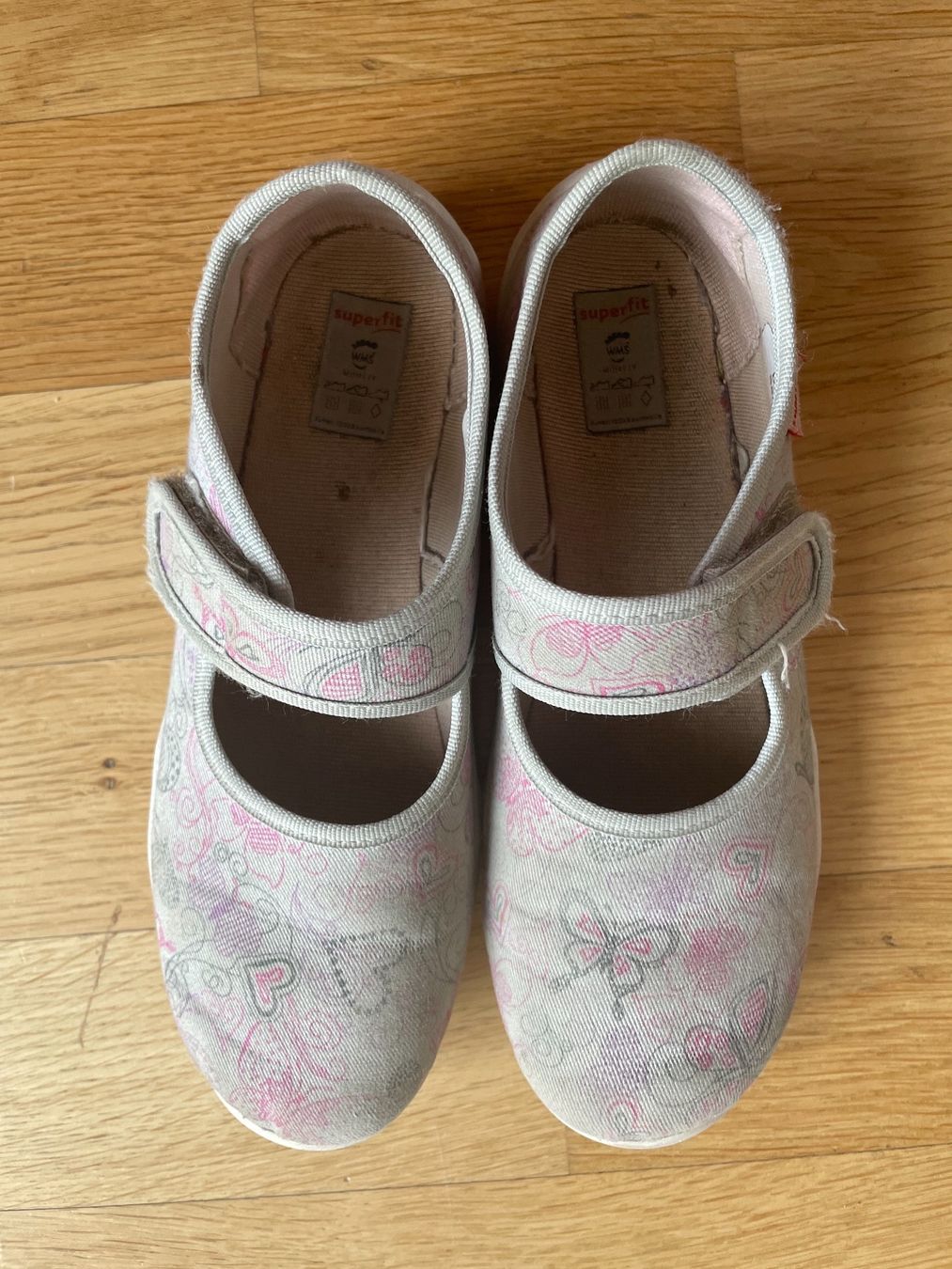 Scarpe per ragazze: Superfit Hausschuhe Gr.33 – Usato da Baden venduto da eklym 1