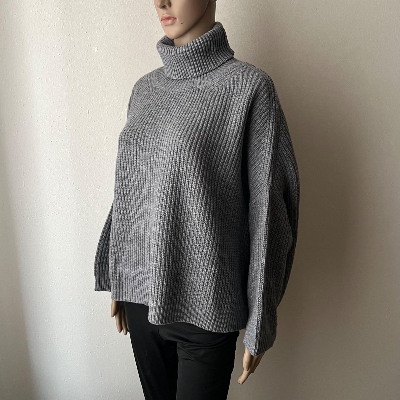 Maglioni & Felpe: MR MITTENS Rollkragenpullover | Wolle & Kaschmir 🩶 – Usato da Zürich venduto da ClosetQueen 3