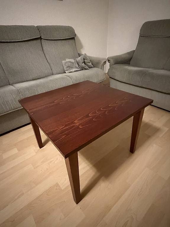 Tables: Gratis Beistelltisch oder Sofatisch – D'occasion à Aarau par Maeschi4