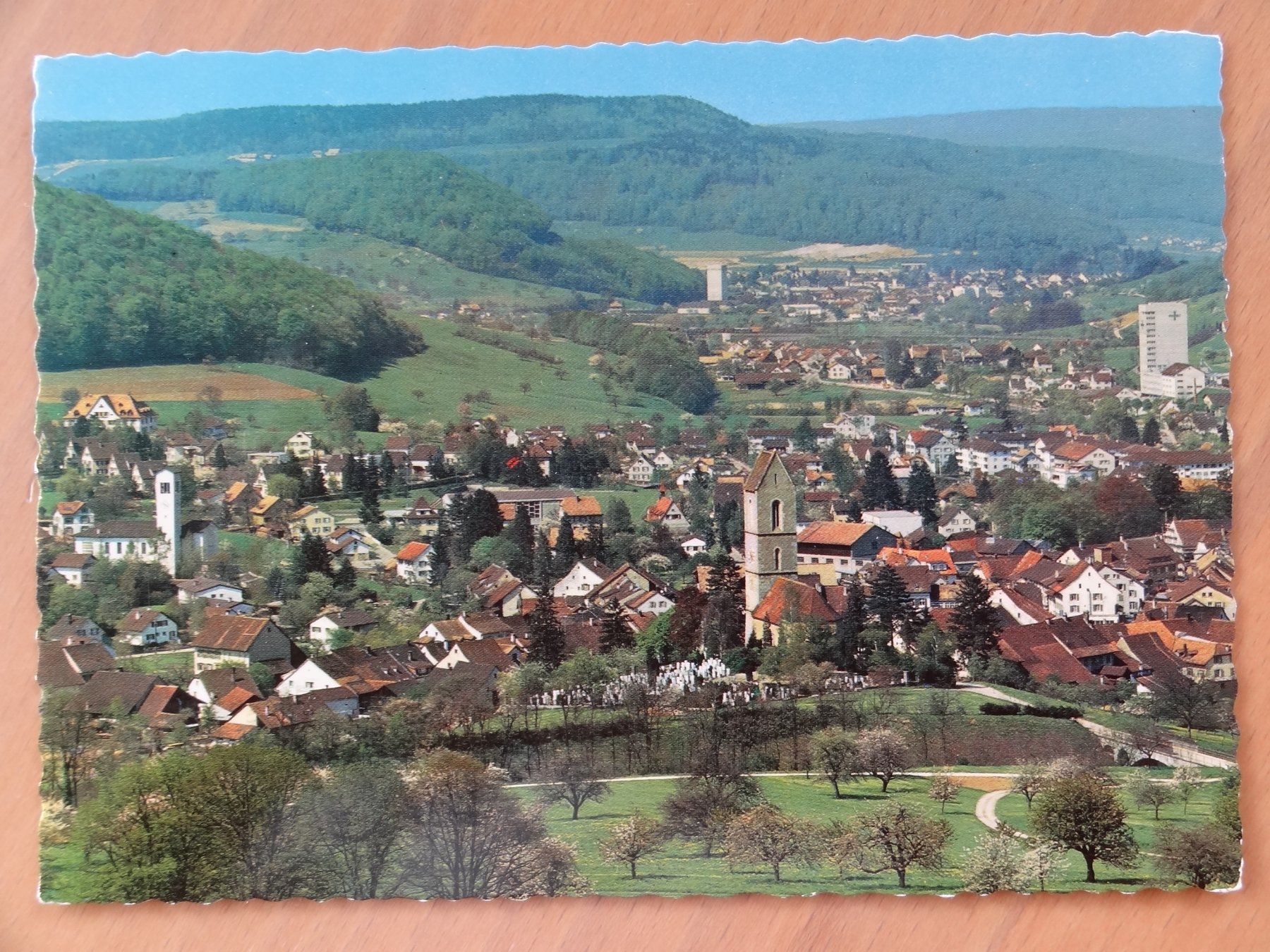 Cartoline postali: Gelterkinden - Baselland - 1972 – Usato da St Léonard venduto da Riglin
