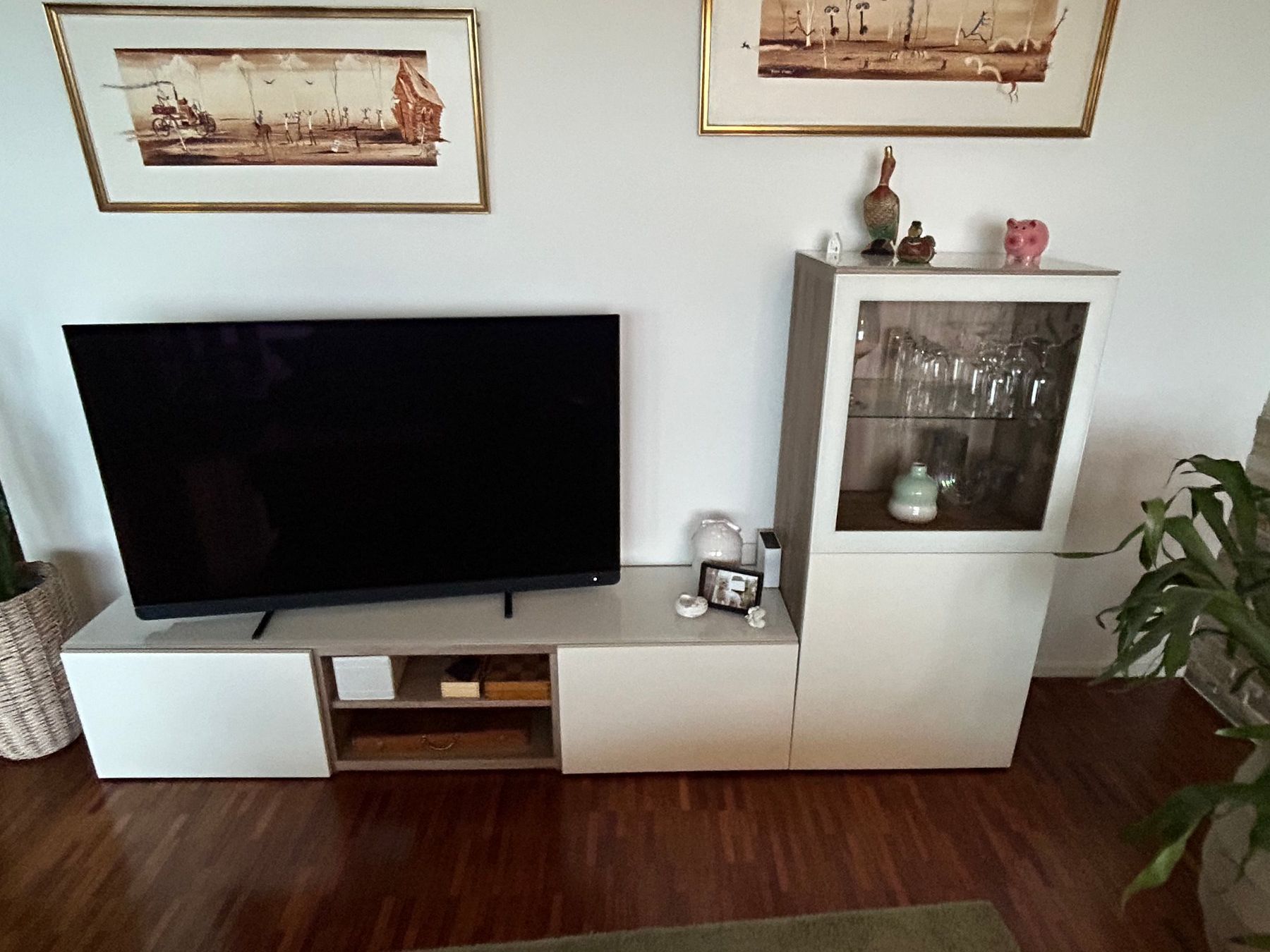 Ikea Meubles TV: Sideboard – D'occasion à Merlischachen par Skip007