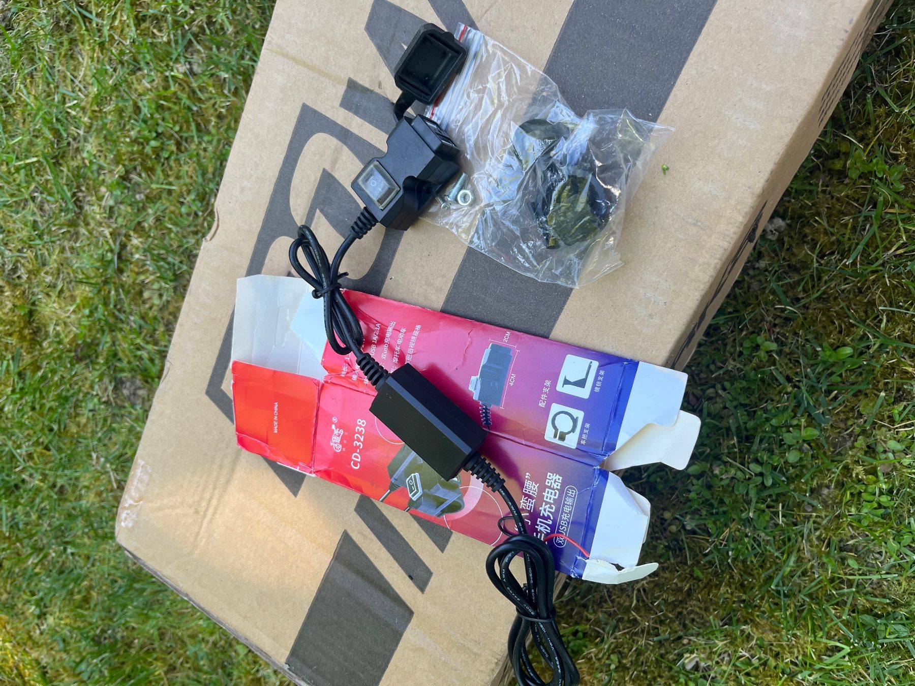 Caricabatterie: Ladegerät usb motorrad – Usato da Lenzburg venduto da r_mendes