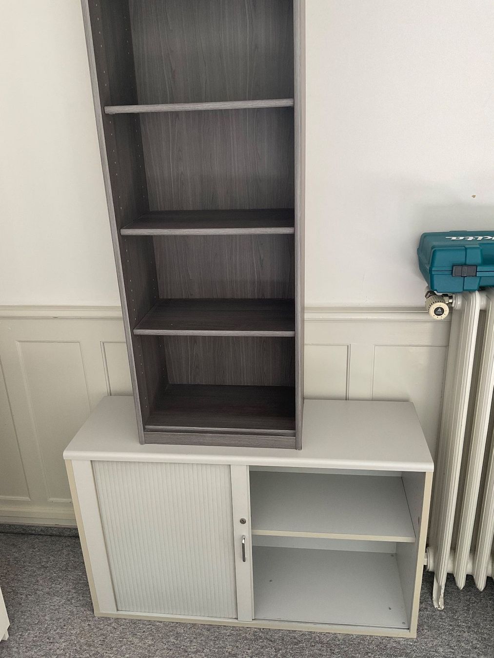 Commodes: Kommode inkl. Schrank – D'occasion à St. Gallen par fri_wf5c