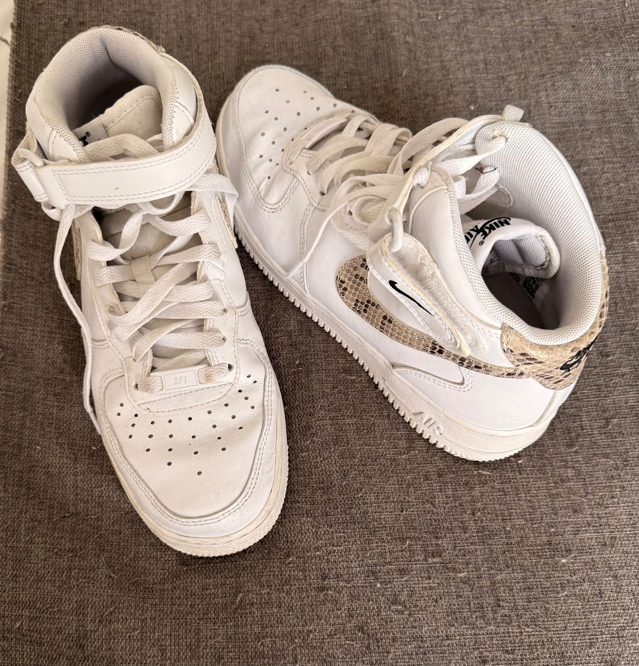 Nike Damenschuhe: Baskets Nike Air Force one – Gebraucht aus Genève von Rachelp13