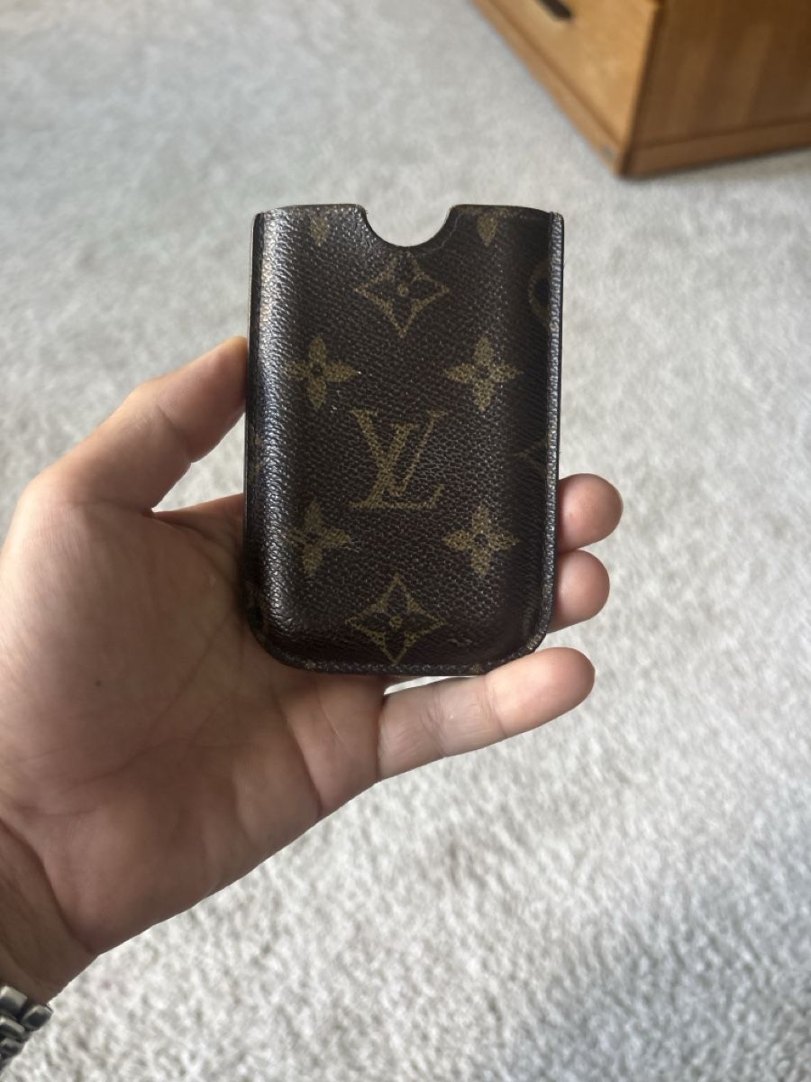 Louis Vuitton Cover & Protezioni schermo: Louis Vuitton Monogram iPhone Case - Stylish Protection – Usato da Wil SG venduto da Carioca84 2