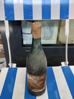 Bouteille vin rouge Echezeaux millésime 1953 état très usagé