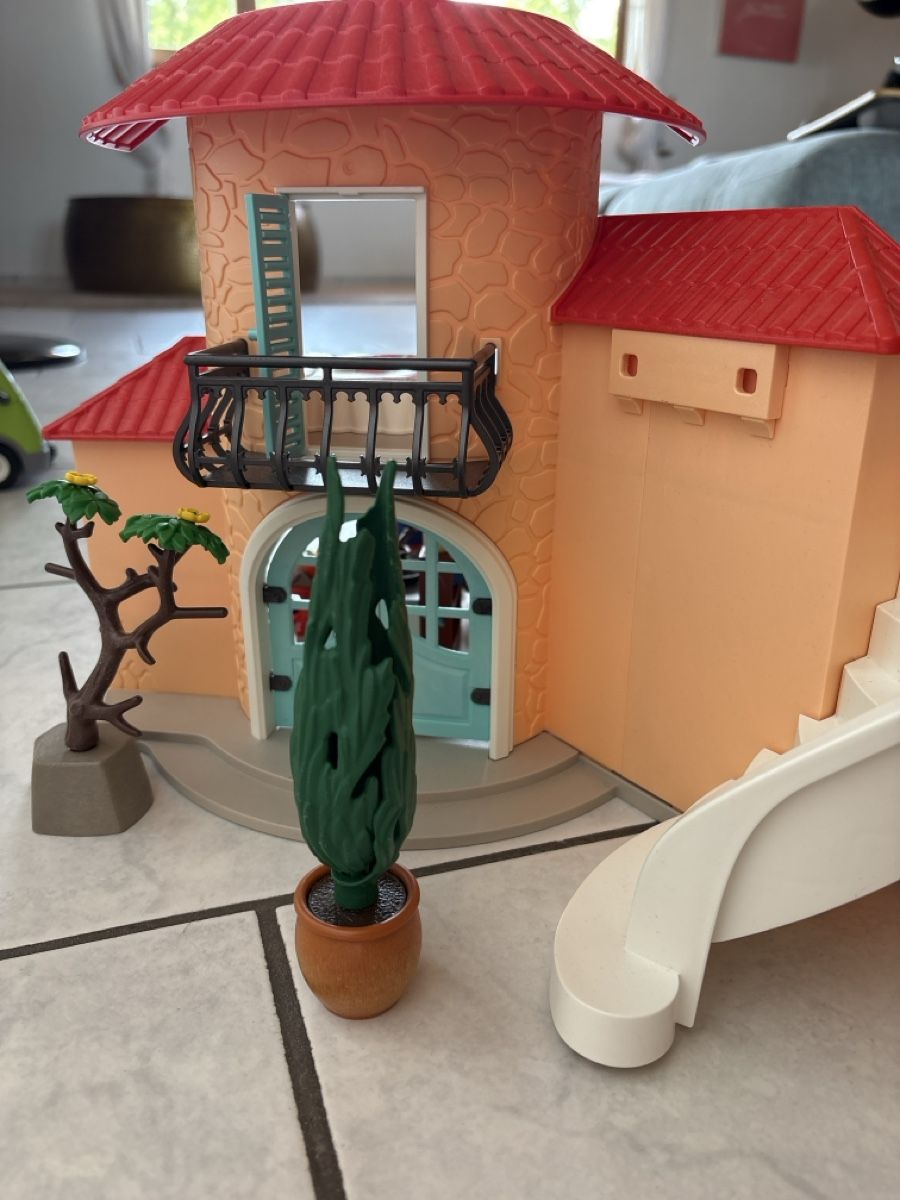 Playmobil Spielzeuge: Playmobil Wohnhaus mit Zubehör – Gebraucht aus Nottwil von wasserlufterde 1