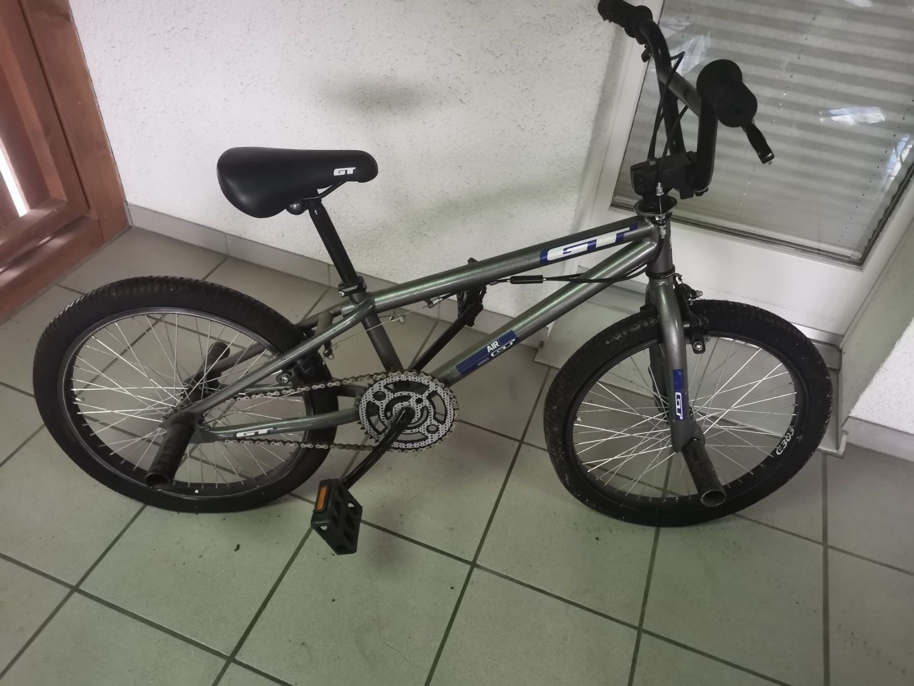 GT Vélos: GT BMX Bike – D'occasion à Jona par Manu1893