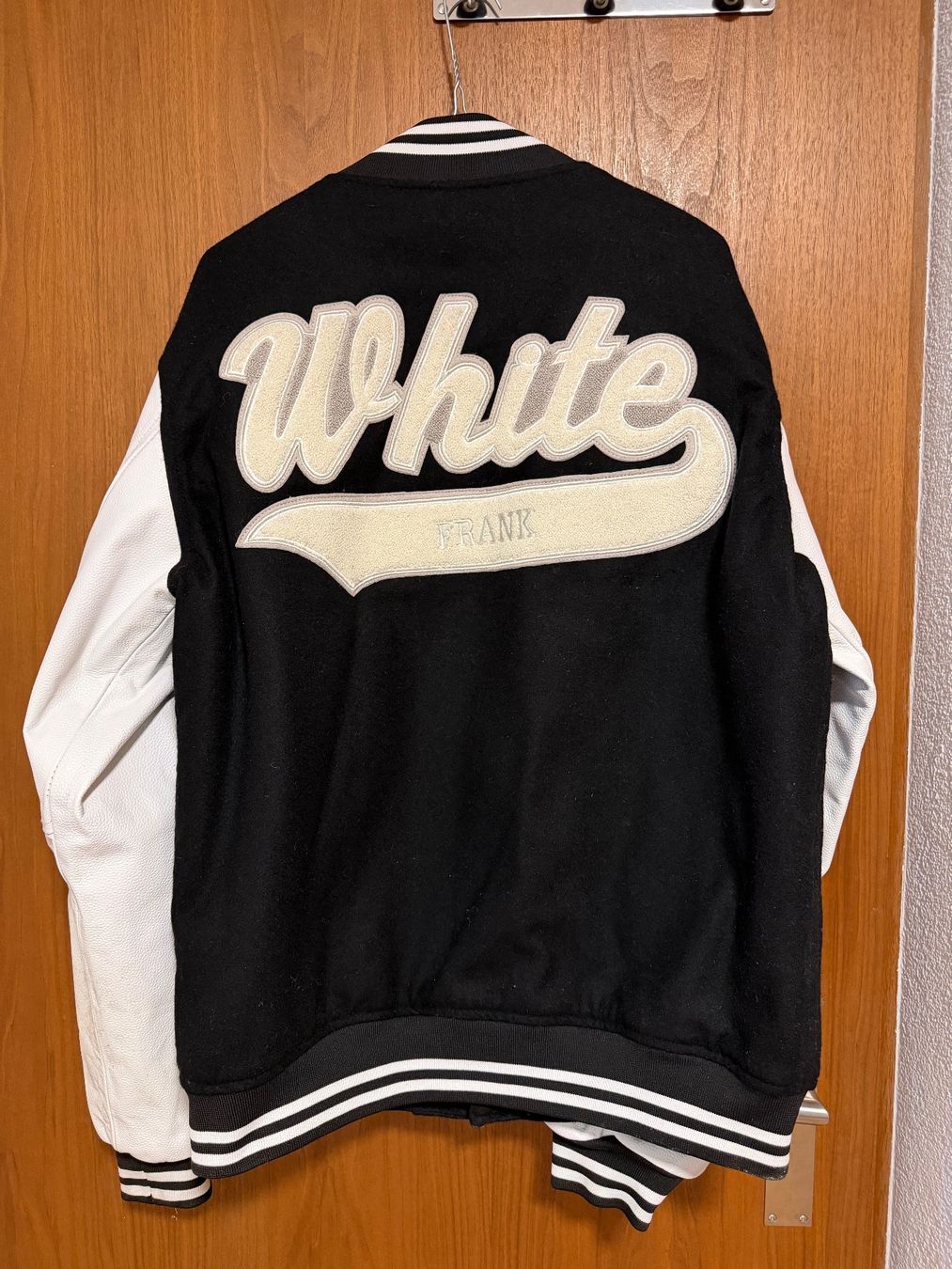 Giacche: Frank White College Jacke – Nuovo (secondo la descrizione) da Kloten venduto da Sadushk 1