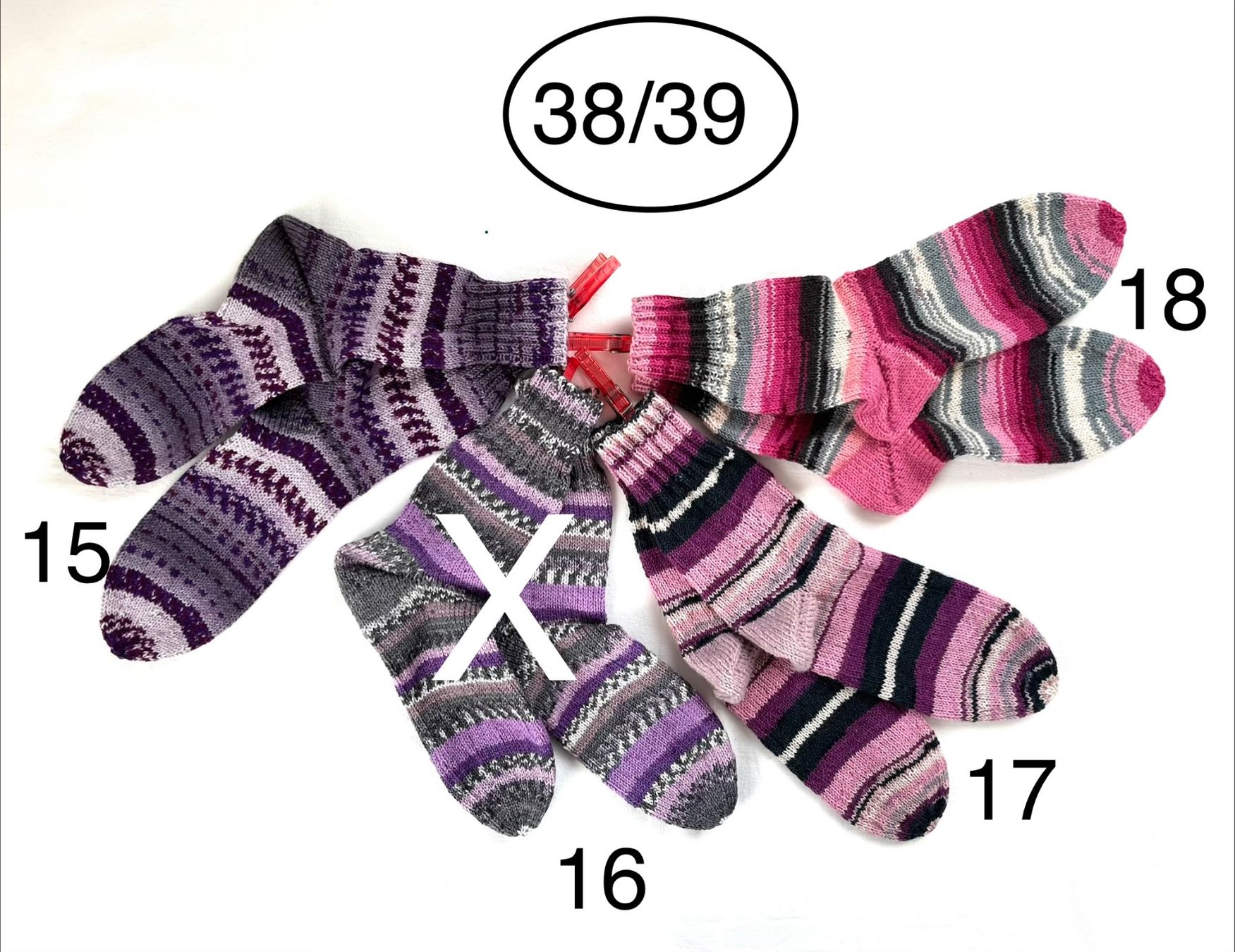 Calze: handgestrickte Wollsocken, 38/39 – Nuovo e nell'imballaggio originale da Engelburg venduto da rautibus