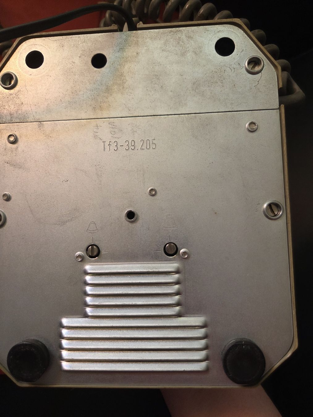 Telefoni: Superbe téléphone rotatif vintage – Usato da Penthalaz venduto da cel_zv7p 1