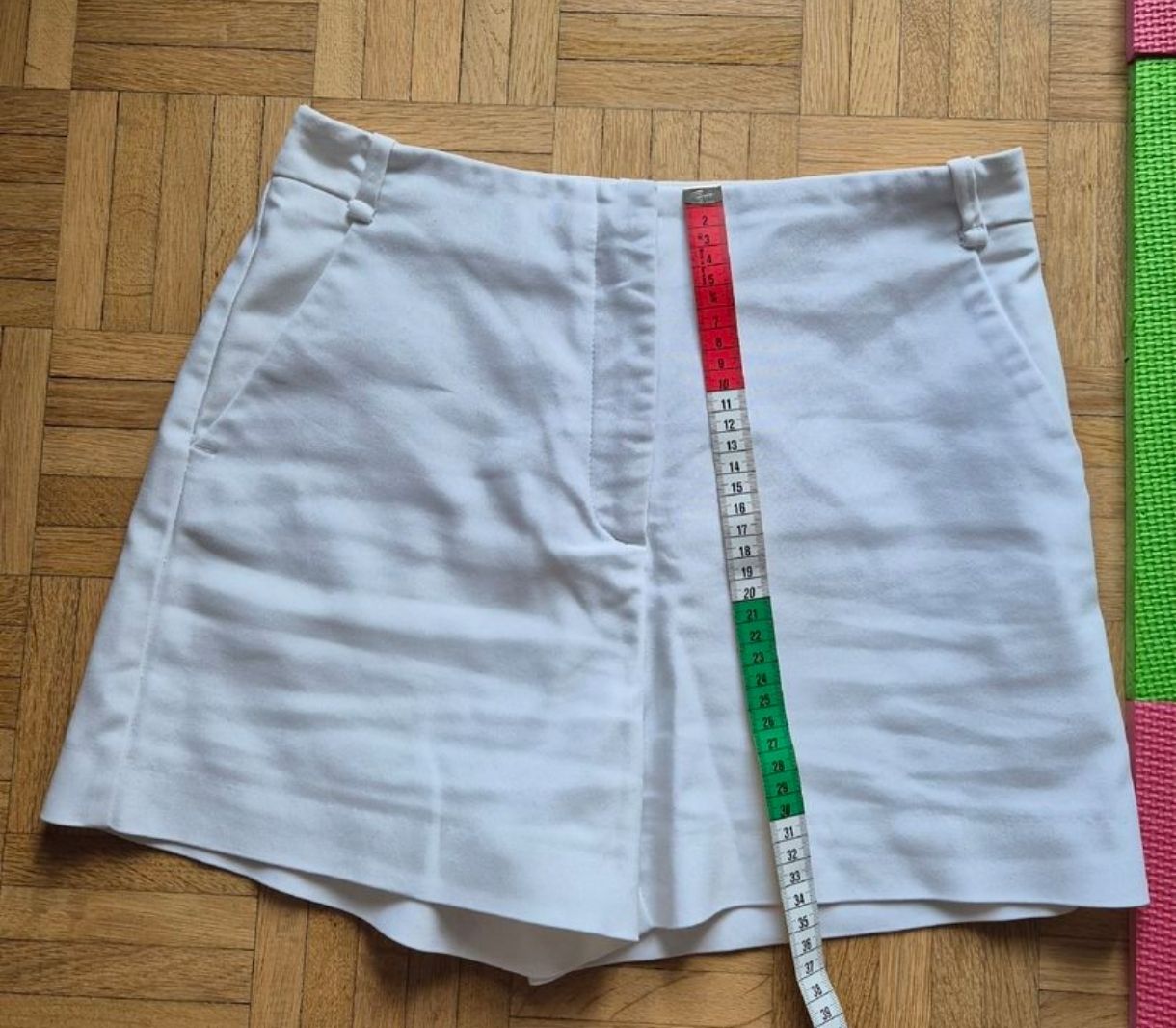 Zara Pantalons: Shorts Zara Gr. S – D'occasion à Stettlen par gpa18 4