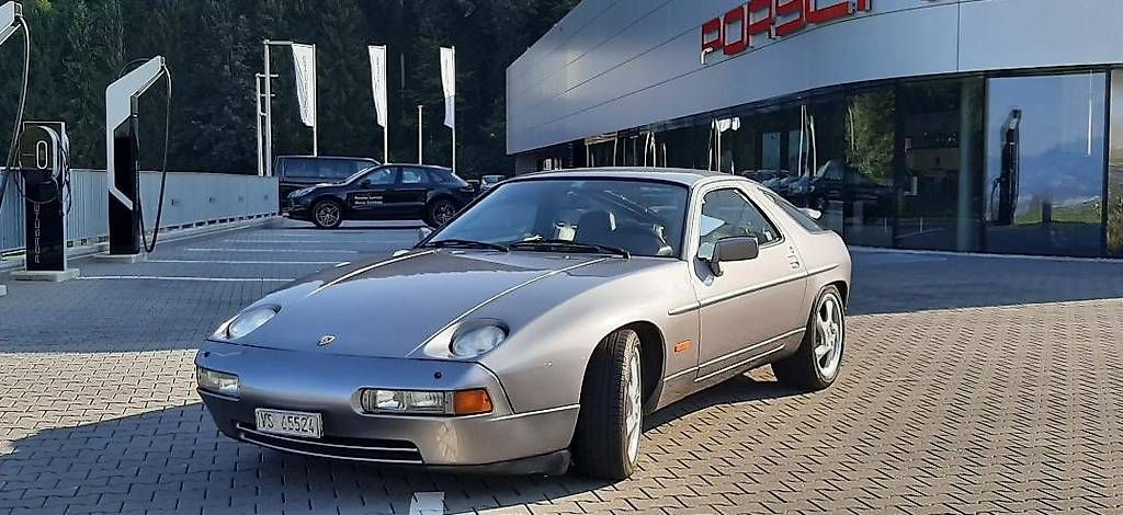 Porsche Automobili: Porsche 928 S4 – Usato da Wollerau venduto da sauterelle03 4