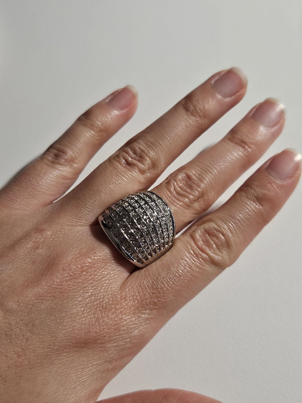 Ringe: Ring silberfarben mit funkelnden Glas Steinchen 13.89g – Gebraucht aus Wiezikon b.Sirnach von wiezikon.vintage 3