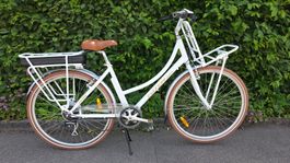 E-Bike City für Damen Vintage Look nur 105 Gesamt Kilometer!