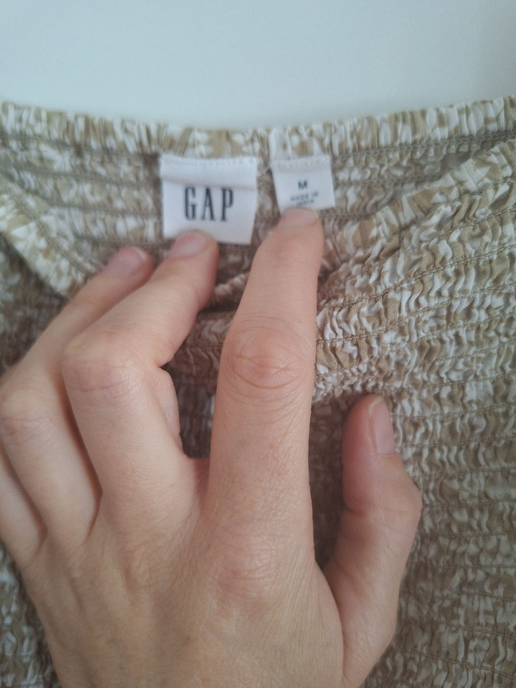 Gap Kleider: GAP Kleid mit Blumenmuster beige – Gebraucht aus Wangen an der Aare von jan_2zxv 2