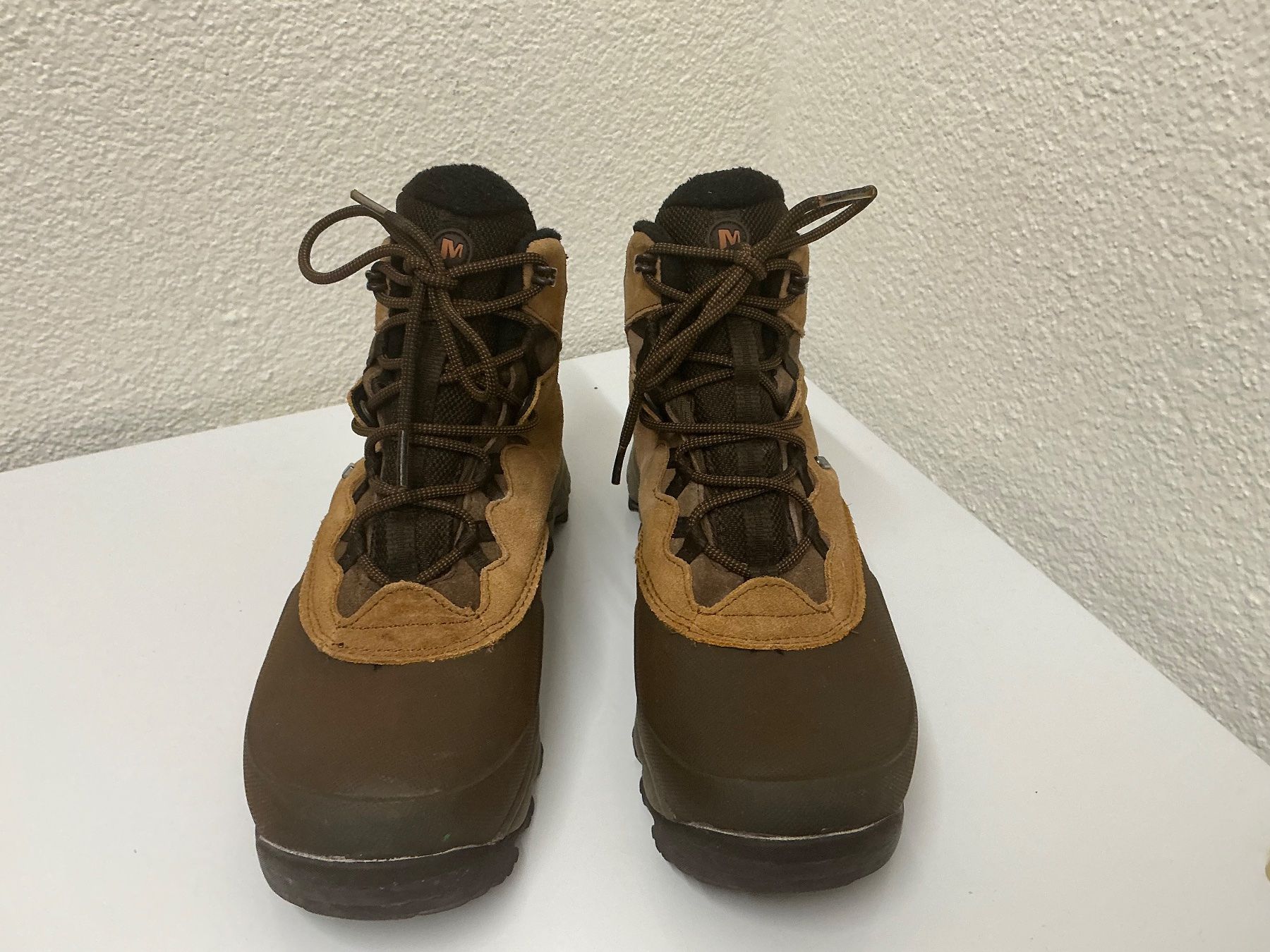 Merrell Scarpe da uomo: Merrell Thermo Shiver 6" WP - Trekkingschuhe Gr.39 – Usato da Siebnen venduto da mac_8tmv 1