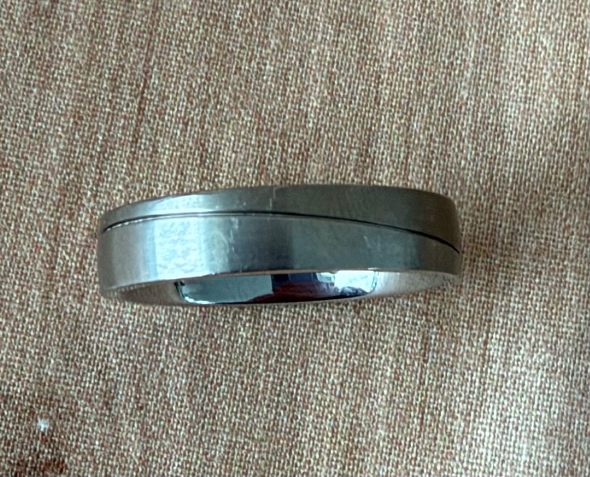 Ringe: Titanring, Grösse 58 – Gebraucht aus Baar von Schreibseele 1