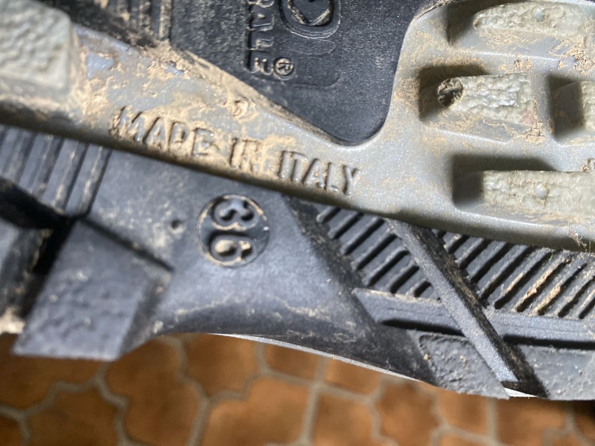 Scarpe da uomo: Regenstiefel Gr.36 – Usato da Heitenried venduto da Carmes 2