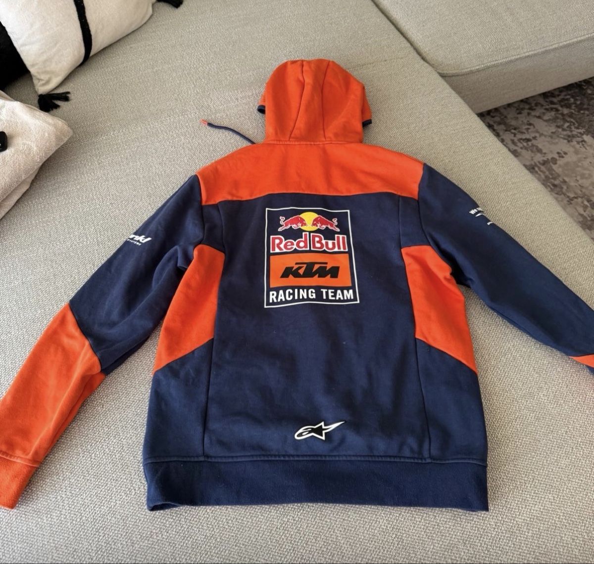 Jacken: Jacke – Gebraucht aus Henau von Sevi05 2