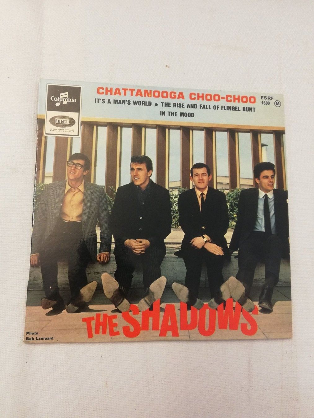 Dischi in vinile: THE SHADOWS - CHATTANOOGA CHOO-CHOO – Usato da Bern venduto da Vinylsound.ch