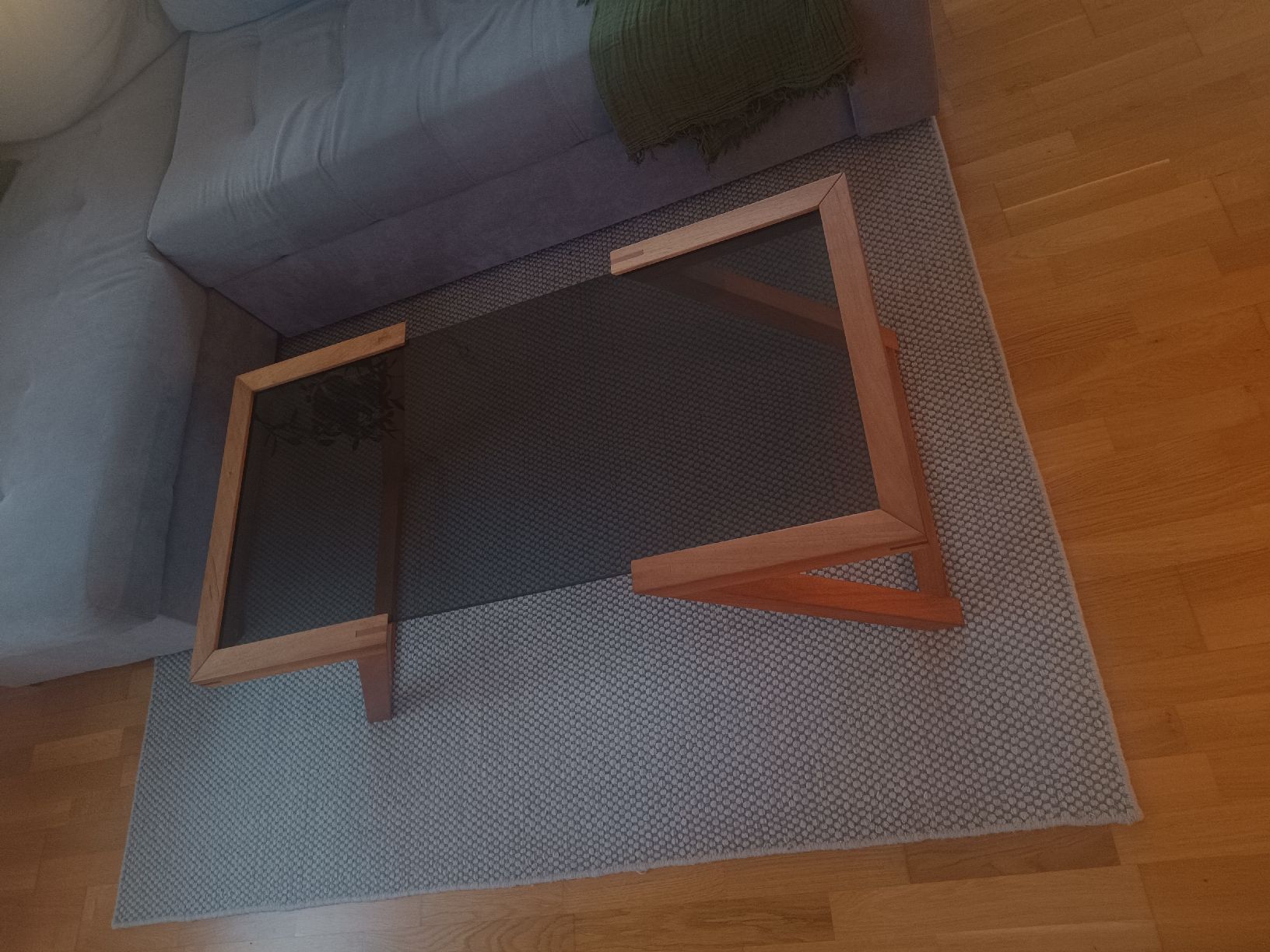 Tavoli: Couchtisch Massivholz Nussbaum – Usato da Langenthal venduto da Noulen_19 1