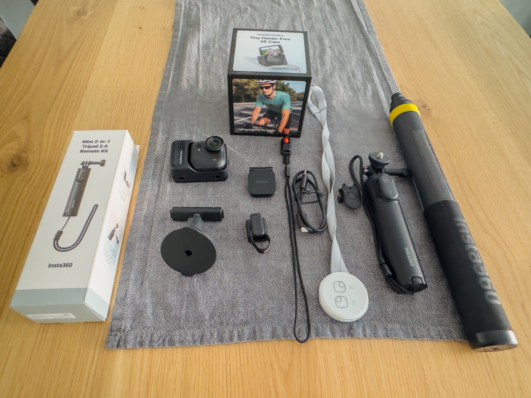 Insta360 Action Cam: Insta360 GO Ultra + pack d'accessoires complet – Nuovo (secondo la descrizione) da Cossonay-Ville venduto da ludojej