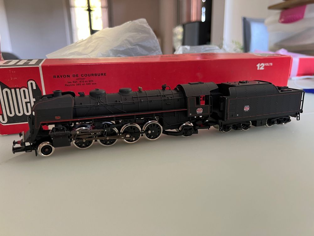 JOUEF HO 1/87 REF : 8273 LOCOMOTIVE VAPEUR 141 R 416 avec
