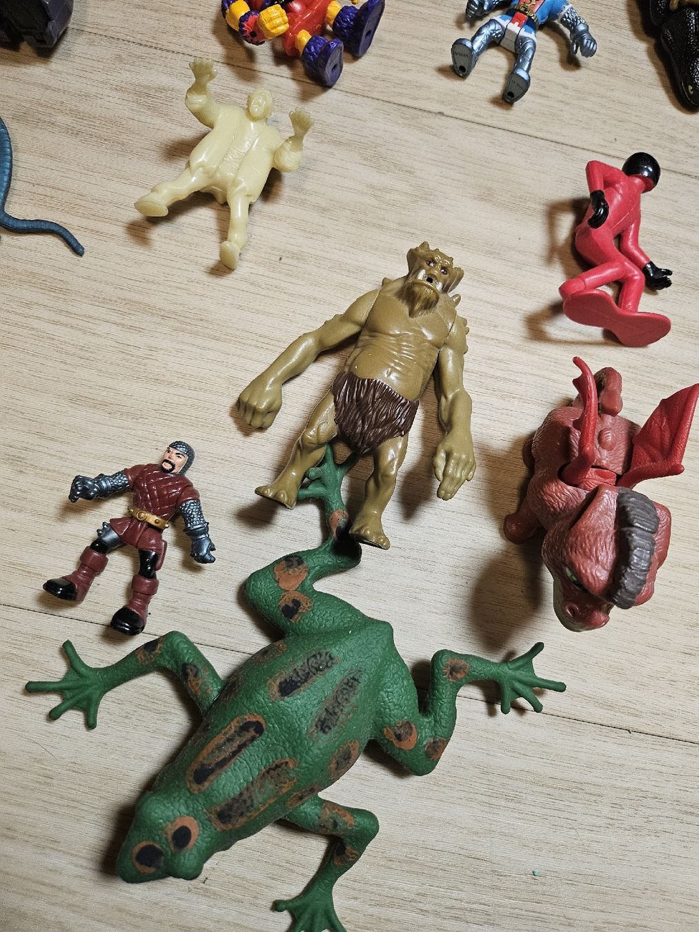 Statuette: Lot figurines divers modèles – Usato da La Joux FR venduto da car_ck96 4