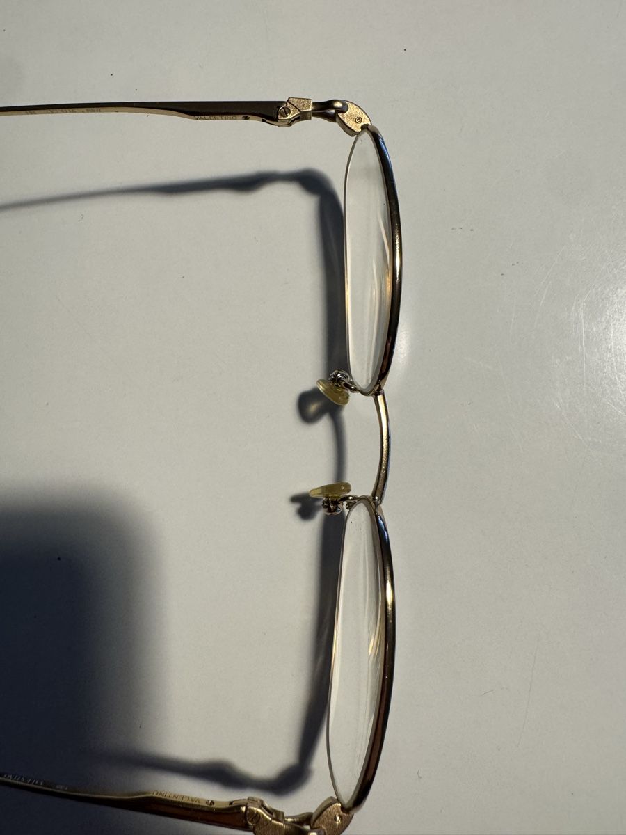 Valentino Brillen & Gläser: Valentino Brille, leicht und elegant! – Gebraucht aus Arbon von leu_g29t 2