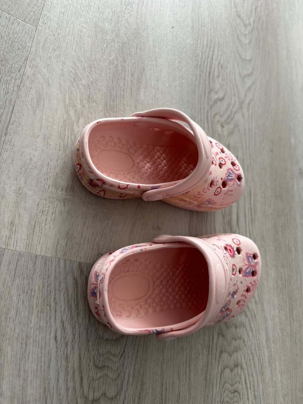 Scarpe per ragazzi: Kinder Clogs Gr. 24 – Usato da Hochfelden venduto da rub_rnw5 3