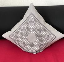 Kissenbezug 40x40 Hardanger Stickerei NEU Handarbeit grau