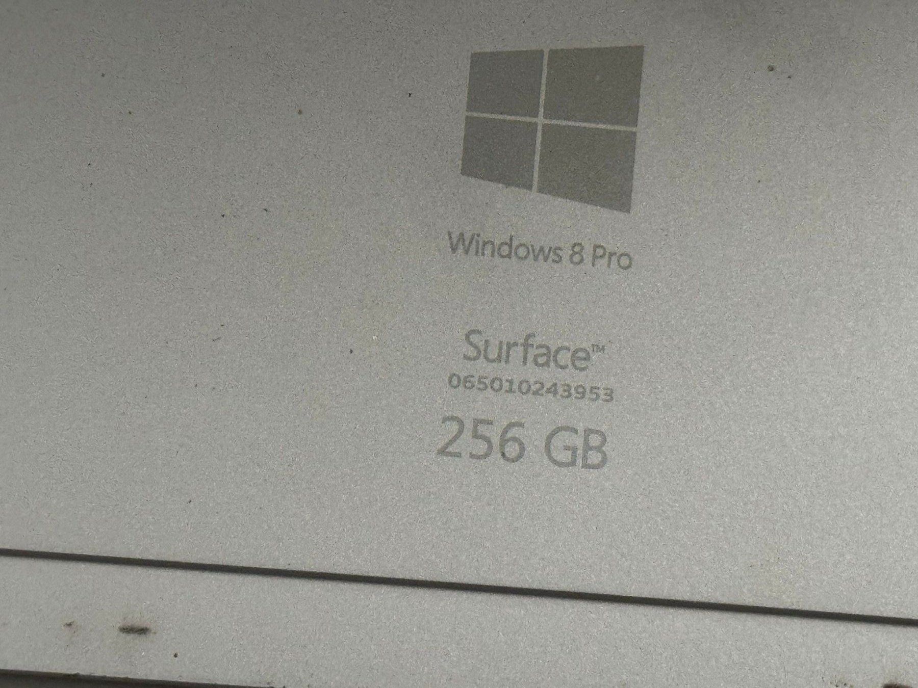 Microsoft Tablet PC: Surface Pro 3 - 256GB !! ungeprüft !! Ab 15CHF!! – Difettoso da Olten venduto da HoYa01 2