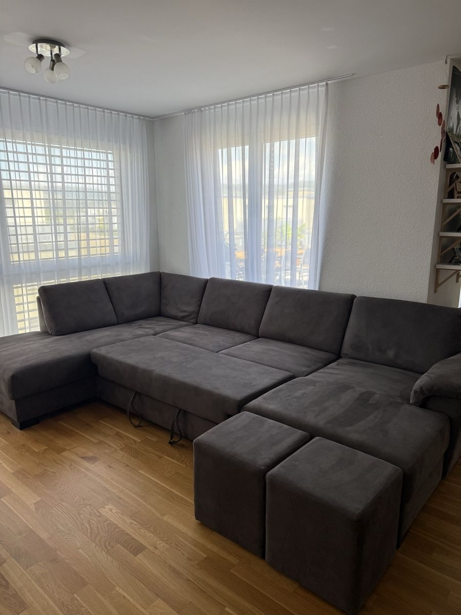 Sofas: U-Sofa Anthrazit mit Schlaffunktion + 2 Hocker – Gebraucht aus Weiach von DanielaCecillia 2