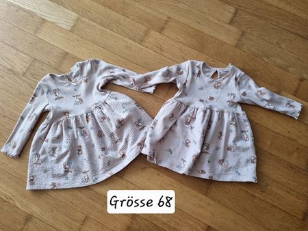 Zwei Kleider Grösse 68