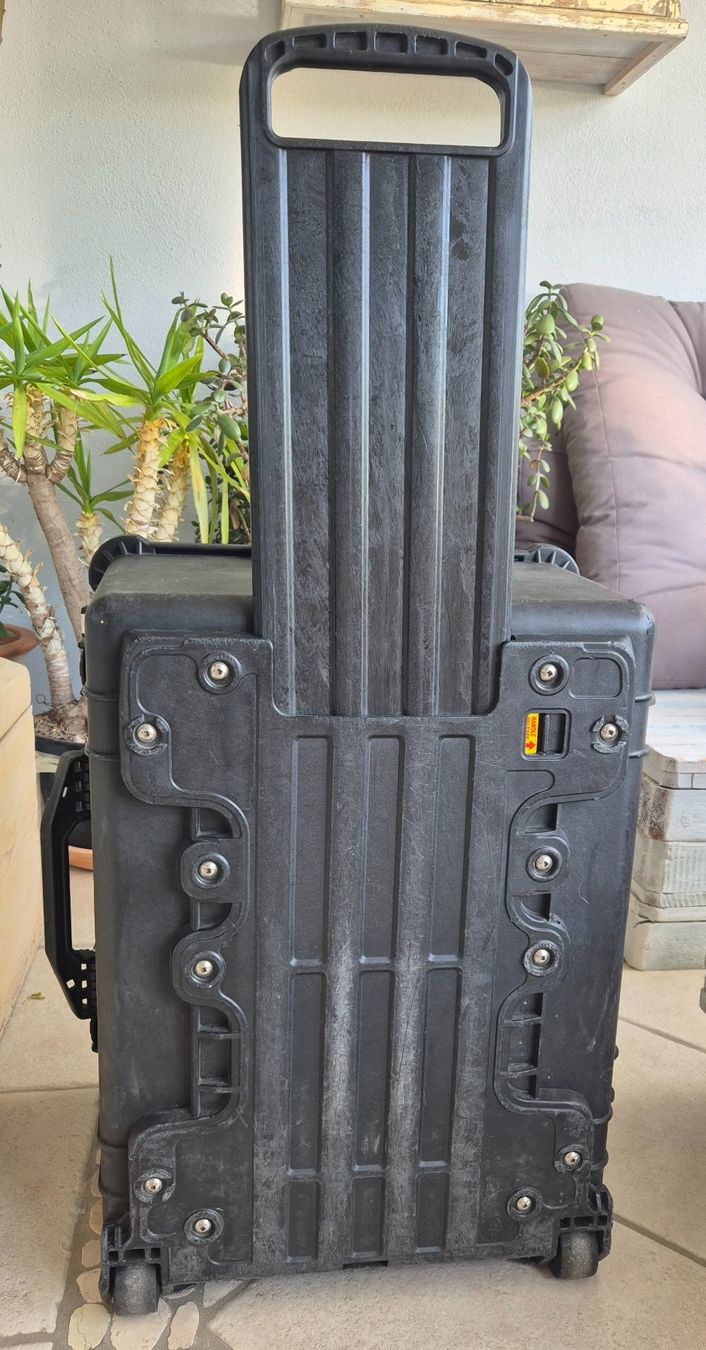 Casse di trasporto: Malette de protection très robuste PELI 1620 – Usato da Villars-sur-Glane venduto da Verocac 4
