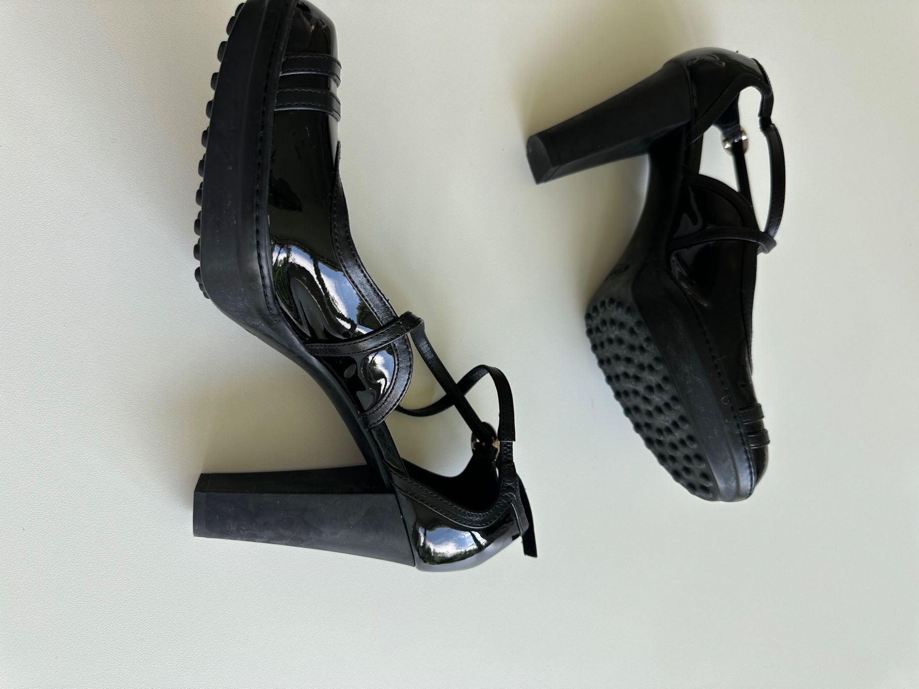 Tod'S Scarpe da donna: TOD’S Designer Heels mit Plateau – Usato da Zürich venduto da laschelli 1