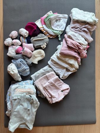Babykleidung