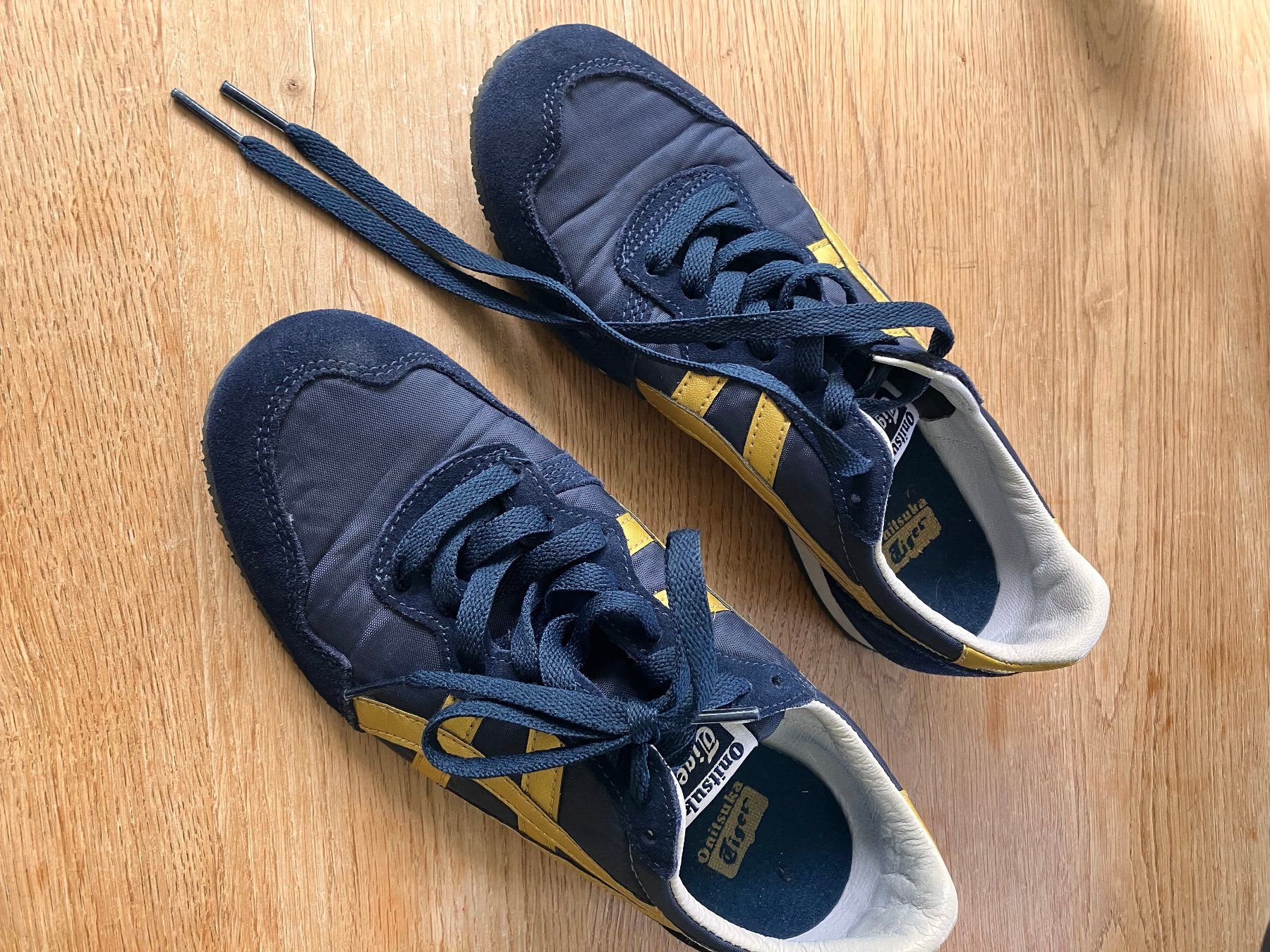 Onitsuka Scarpe da uomo: Onitsuka tigers original modell Serrano – Usato da Burgdorf venduto da Sole05 1