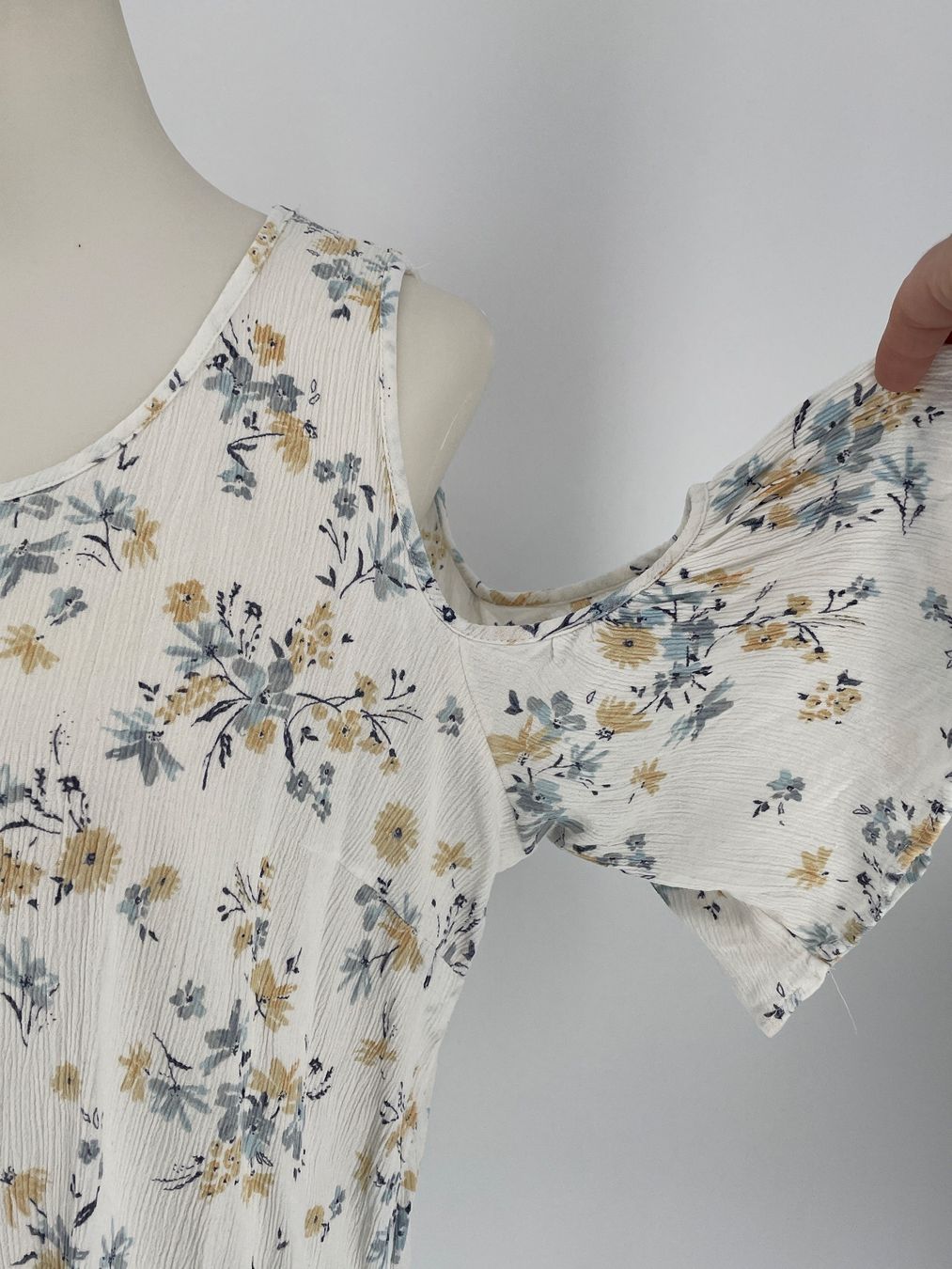 C&A Blusen: Viskose Bluse Gr. 44 von Clockhouse C&A – Gebraucht aus Auenstein von moin. 1
